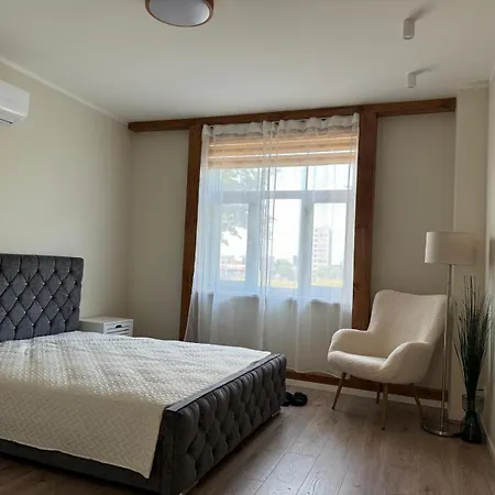 Modern On Bauskas Street With Free Parking Riga